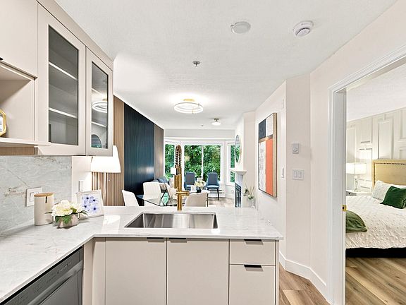 4th image of 12160 80th Ave #406