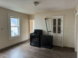 (Undisclosed Address), Worcester, MA 01605