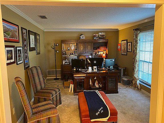 Formal living or office