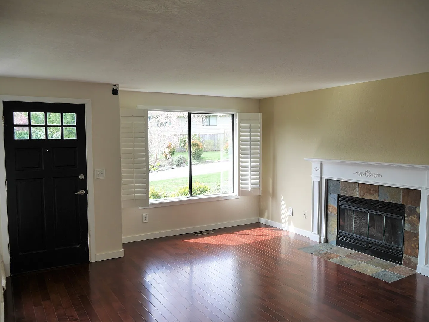 4 Bedroom 2.5 Bath near Juanita Beach! — Photo 2