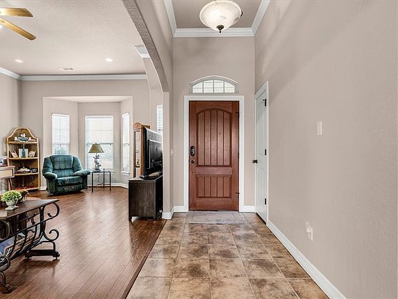3rd image of 301 W Camden Dr