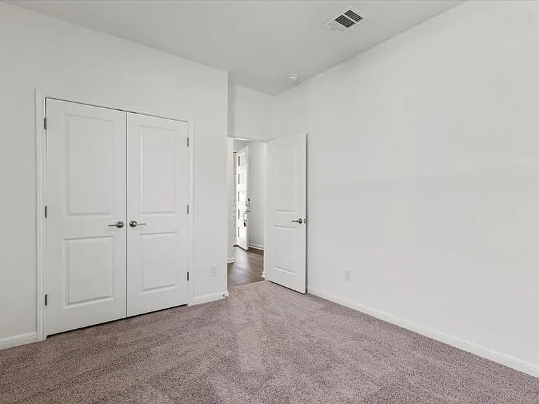133 Green Knoll Ln — Photo 23