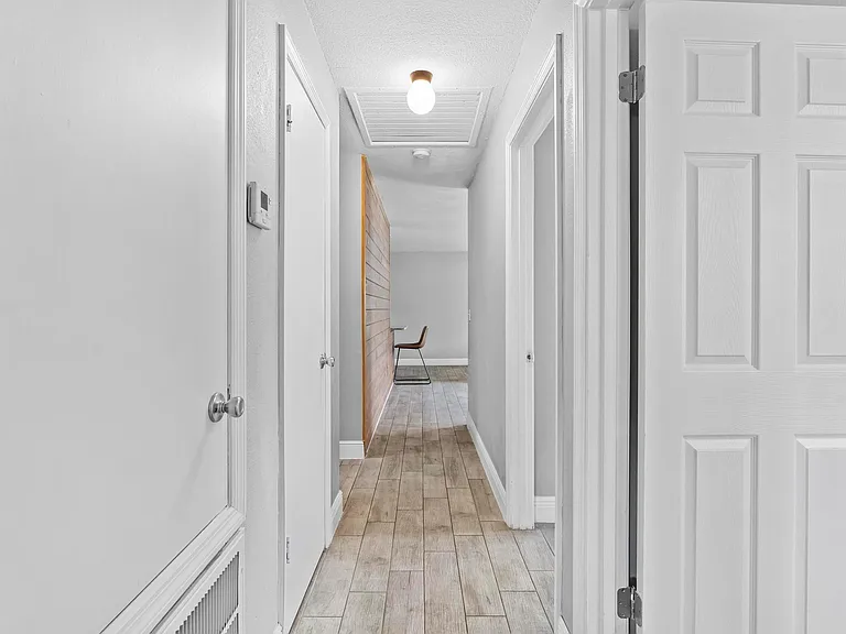 2813 Durham St — Photo 14