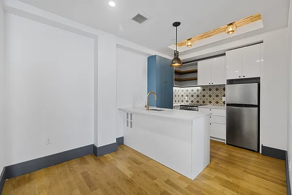 Rented by Dalan Rentals | media 5