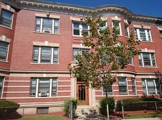 37 Claflin Rd APT 4, Brookline, MA 02445