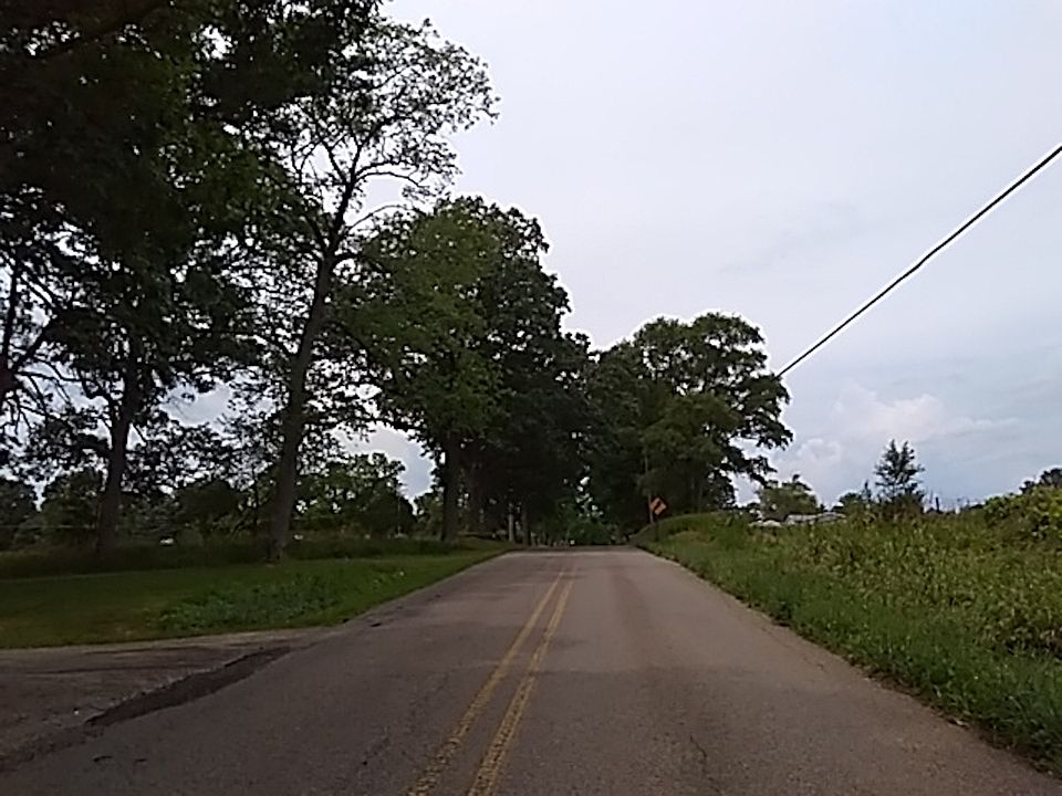 2nd image of 9251 Greenwood Rd