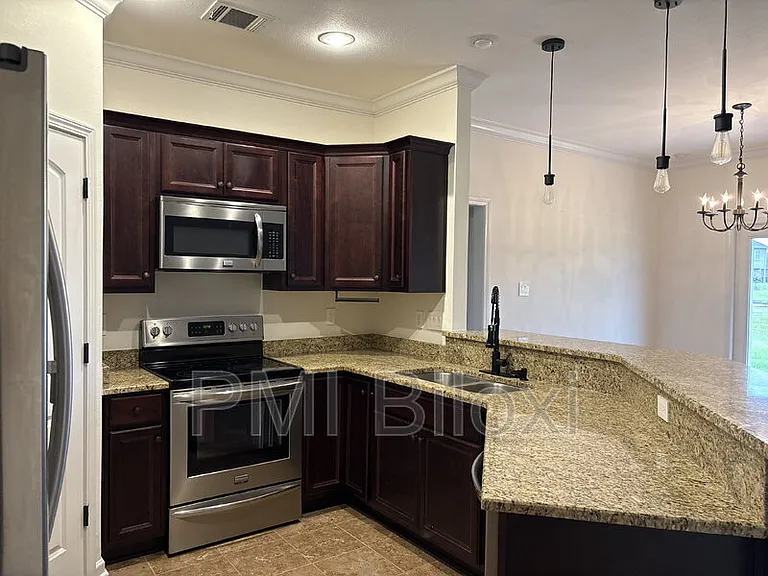 15192 Oberlin Ave — Photo 8