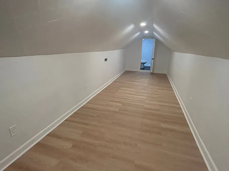 4112 Park Ave — Photo 12