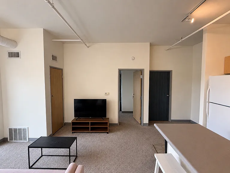 Park Terrace West Apartments — Photo 33
