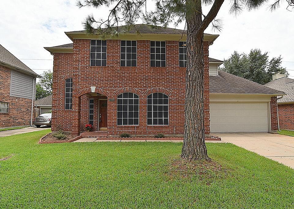 1st image of 13339 Clayton Hill Dr