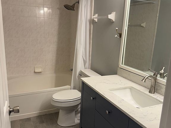5th image of 8837 Chambore Dr