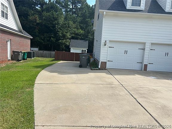 2nd image of 3411 Harrisburg Dr