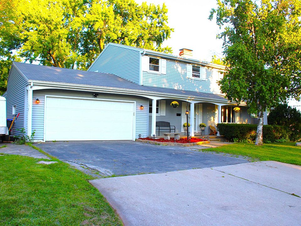 1st image of 1012 Bridgewood Dr
