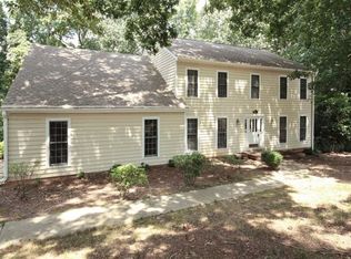 3884 Hunting Ridge Dr, Lilburn, GA 30047