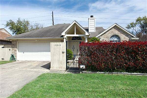 1st image of 18542 Wood Glen Ln