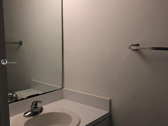 2nd image of 555 NE 15th St APT 15D