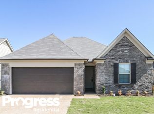 1080 E Darren Cir, Cordova, TN 38018