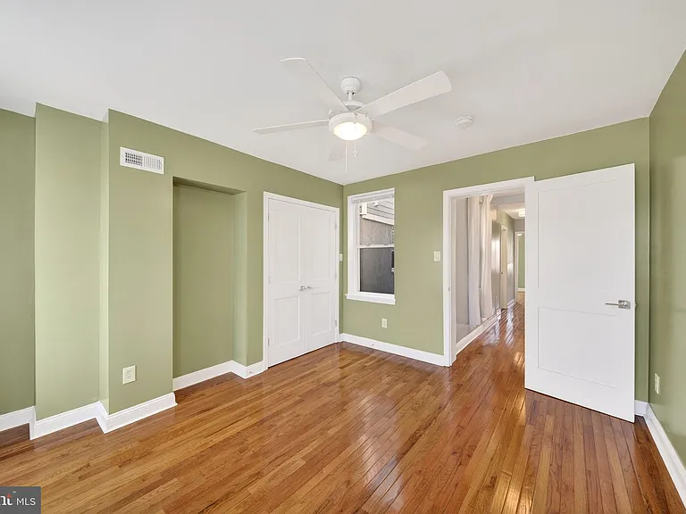 7 E Fort Ave — Photo 37