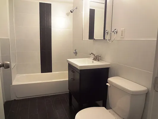 Rented by 5 Boro Realty Corp | media 74