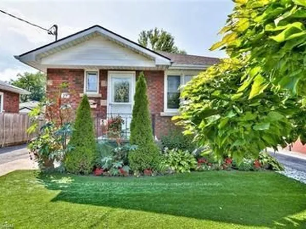 19 Perth St, Saint Catharines, ON L2P 3C8