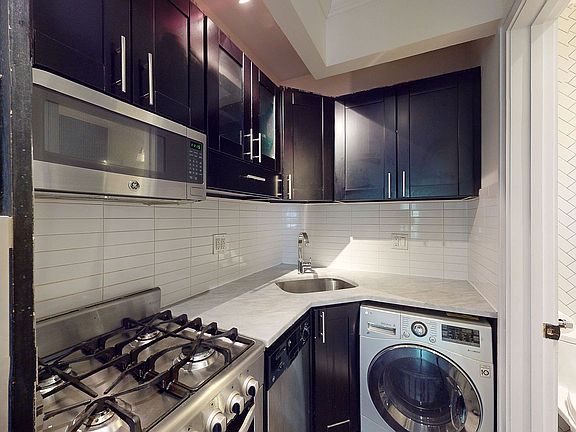 5th image of 228 E 84th St APT 4B