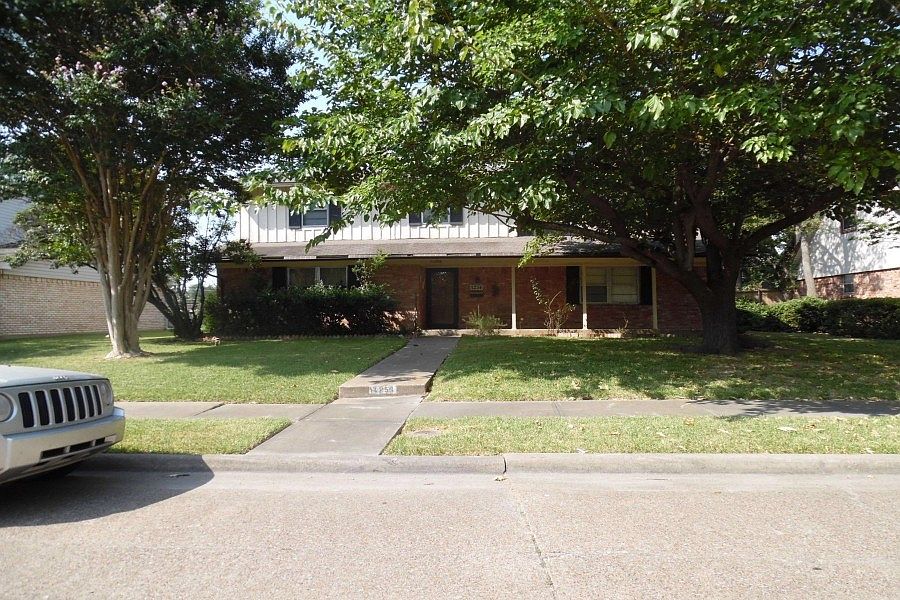 1st image of 11256 Drummond Dr