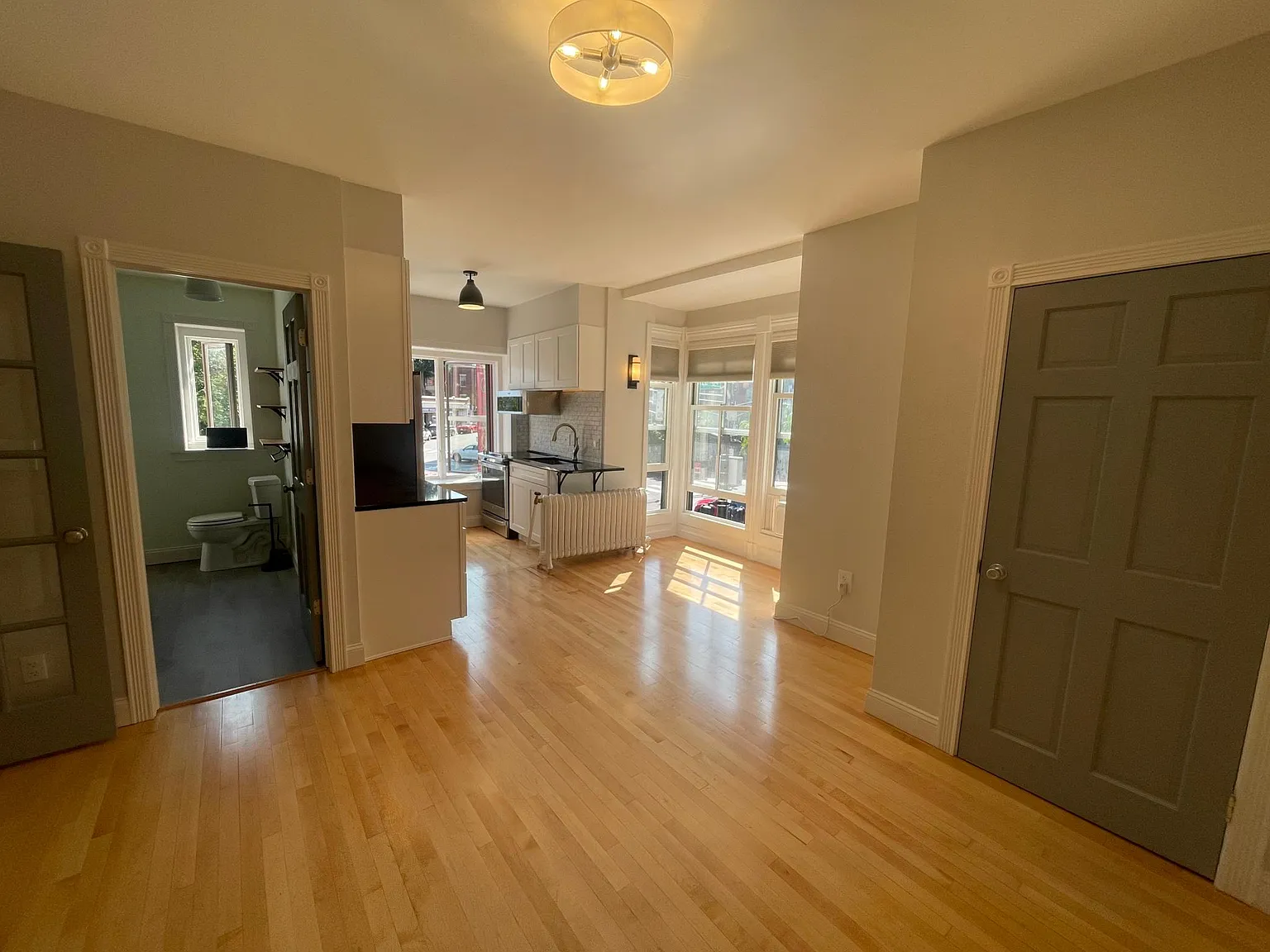 1 bed, $2,350 — Photo 4