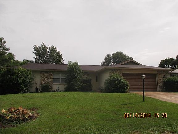 3rd image of 961 Sylvia Dr