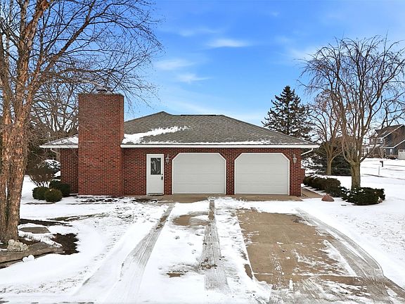 3rd image of 1417 Monte Carlo Dr