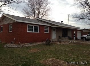 8539 N Schiller St, Dorsey, IL 62021