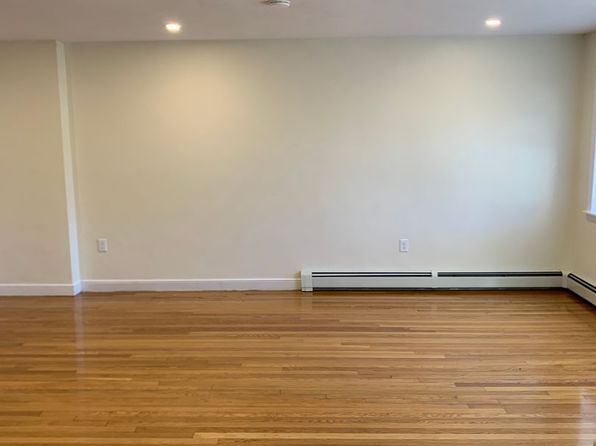 312 Tappan St APT 1A
