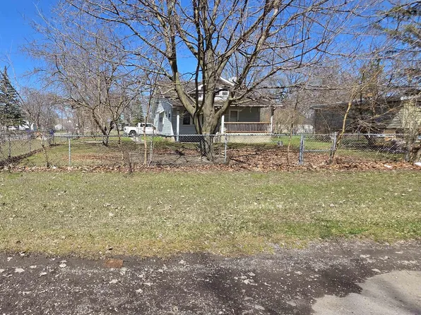 5025 Peterson St, Saginaw, MI 48601