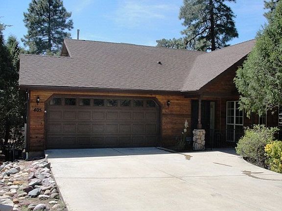 2nd image of 405 W Black Forest Ln