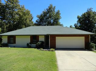 14 Summit Dr, Kimberling City, MO 65686