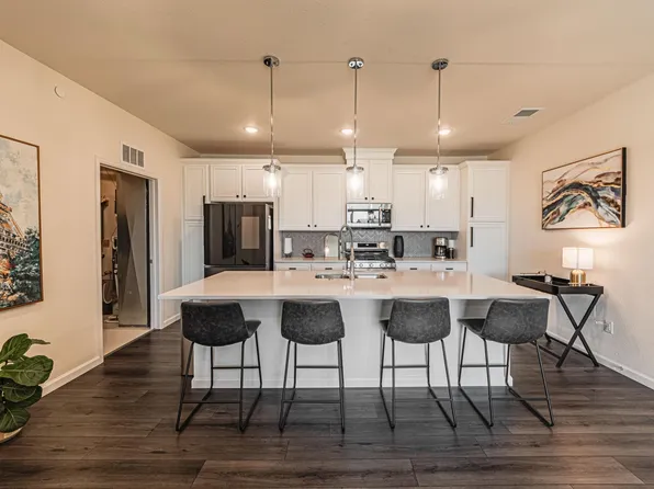 3825 Presidio Poin Unit 204, Colorado Springs, CO 80920