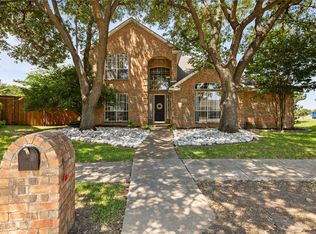 3820 Walden Way, Dallas, TX 75287