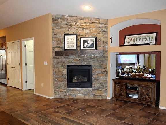 4th image of 519 W Camino Tunera