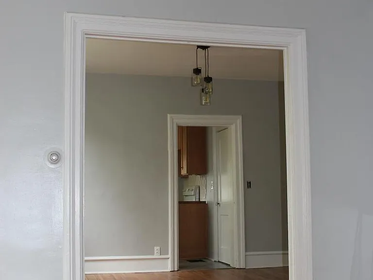214 Warren Ave SE — Photo 9