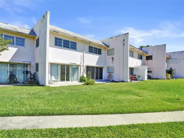 7344 SW 82nd St APT C114, Miami, FL 33143