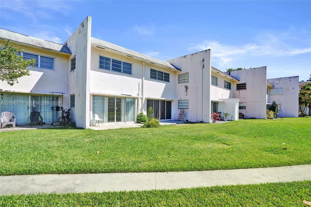 7344 SW 82nd St APT C114, Miami, FL 33143 condo