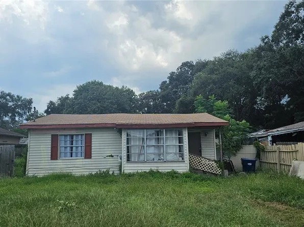 8708 N Temple Ave, Tampa, FL 33617
