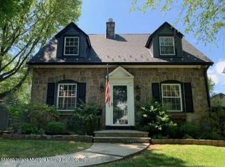 4 Knox Pl, Staten Island, NY 10314