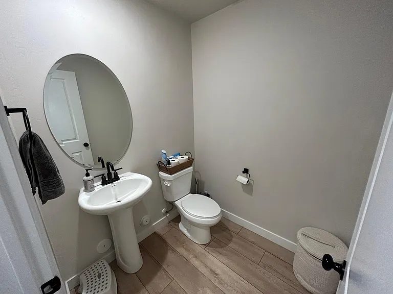 4238 W Kodachrome Ln — Photo 8