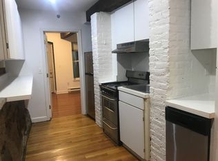 6 Cleveland Pl APT 2, Boston, MA 02113