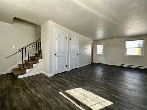 816 7th St, Green Bay, WI 54304