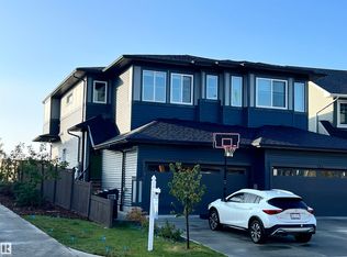 1303 Podersky Wynd SW, Edmonton, AB T6W 4E3