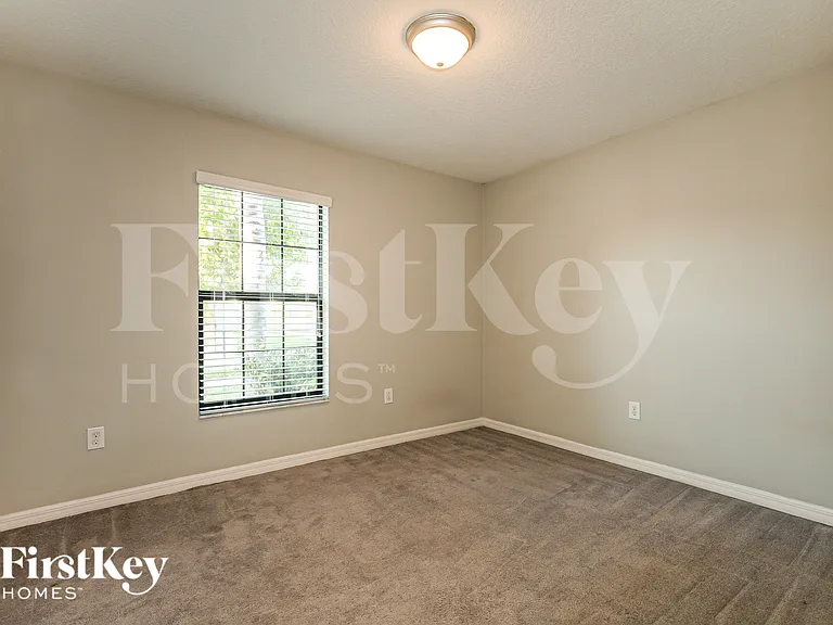 10104 Rose Petal Pl — Photo 16