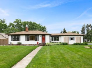 2152 Gardenette Dr S, White Bear Lake, MN 55110
