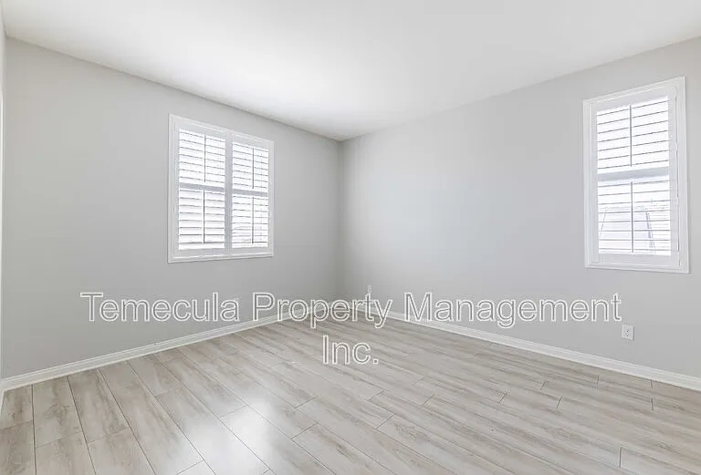 34065 Helenium St — Photo 13