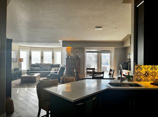 2411 Erlton Rd SW, Calgary, AB T2S3B9